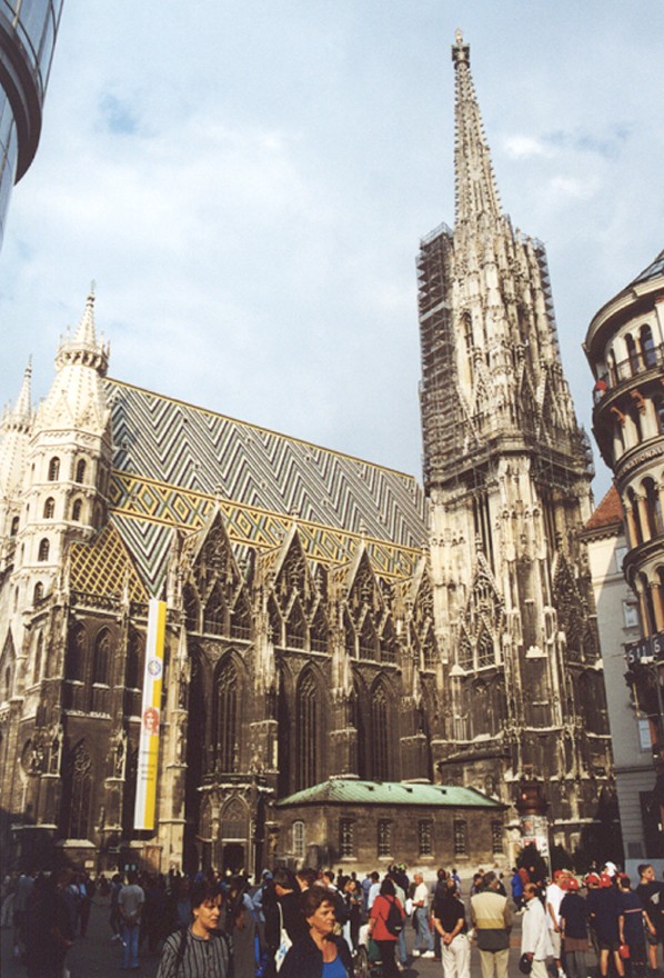 Cathédrale St-Étienne de Vienne - letemps.voyage